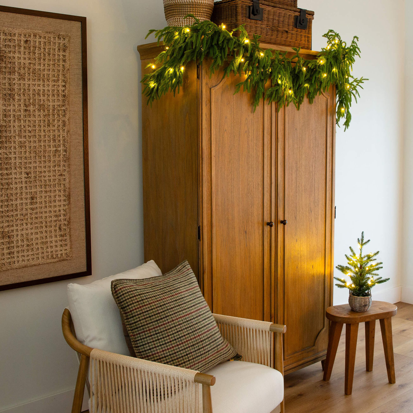 108" Silver Pre-Lit Christmas Garland, 6' L