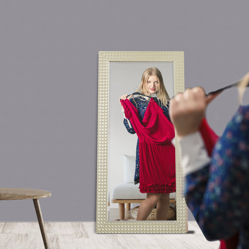 Beaded Floor Mirror, Full Length Wall Mirror for Bedroom Dressing Room 66" L x 32" W, Gold