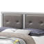 Grand lit transitionnel argenté champagne - et la structure de soutien s'adapte à différents styles de décoration H 52 po x l 64 po x P 85 po