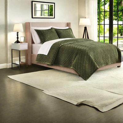 Velvet Coverlet Set