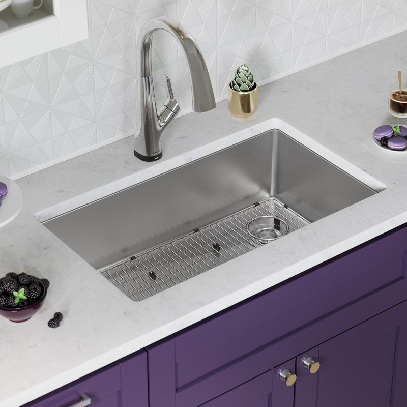 32" L x 19" W Undermount Kitchen Sink with Faucet