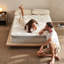 Matelas pleine grandeur, 12 pouces avec mousse à mémoire de forme et ressorts ensachés, fermeté moyenne pour le confort, bords renforcés, refroidissement convenant aux lits standard,