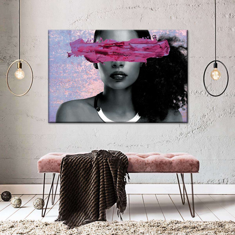 Portrait de fille urbaine en peinture rose, H 8 po x l 12 po x P 1 po