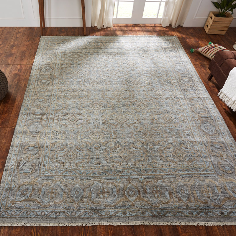 Thompsons Wool Oriental Area Rug in Blue, Rectangle 6' x 9'