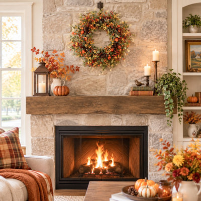 Couronne d'automne artificielle de 45 cm (17,7 pouces) avec fausses citrouilles, baies, pommes de pin et feuilles d'eucalyptus, décoration de porte d'entrée pour l'Action de grâce