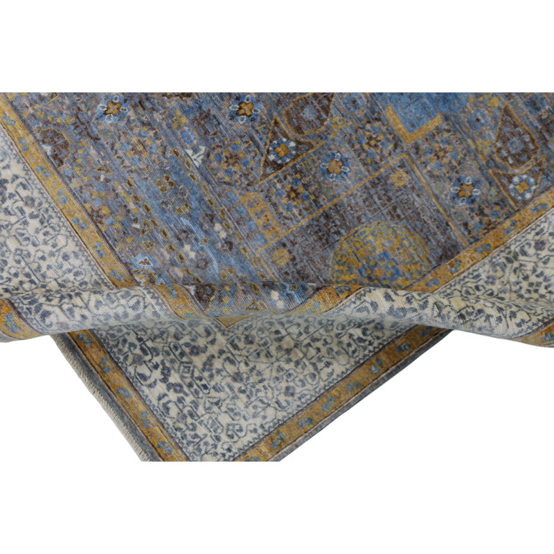 Hand Knotted Wool Area Rug in Silver And White, Rectangle 4'10" x 7'