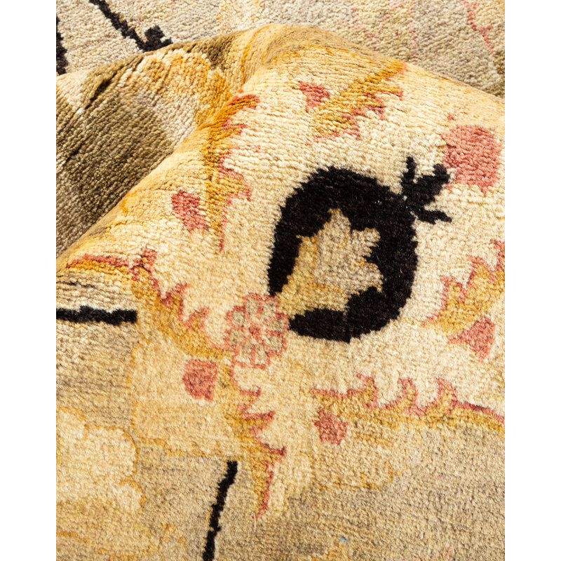 Tapis unique ivoire / beige / rose noué à la main Hosner Mogul 8 pi 2 po x 10 pi 1 po