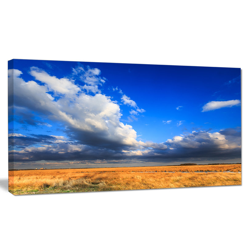 « clouded blue sky over prairie », reproduction de photo sur toile tendue, H 16 po x l 32 po x P 1 po