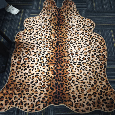 Tapis lavable en machine à motif de léopard