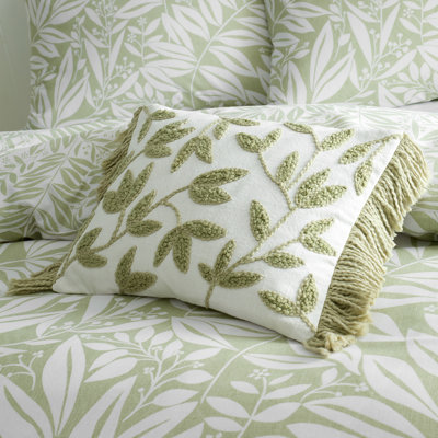 Tufted Sorrel Leaves Cotton Cushion