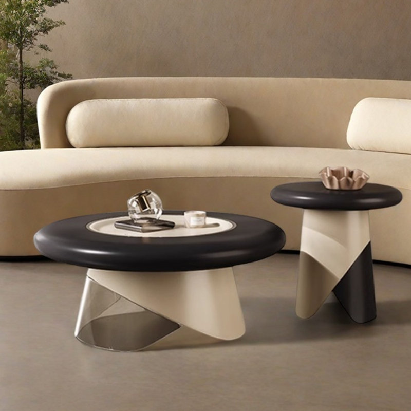 Table basse simple au design créatif