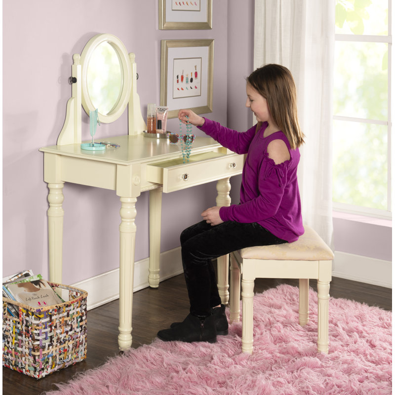 Lorraine Vanity, White