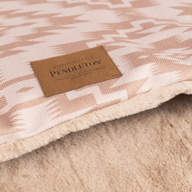 Pendleton Burrow Bed, Medium (38"w x 23"d x 9"h), Mesilla Ginger 