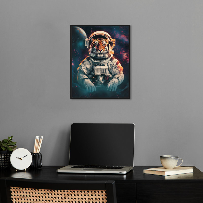 «Astronaut Tiger», art mural par Notoriart, H 21 po x l 17 po, Cadre noir