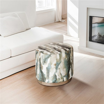 Stylish Oval Accent Ottoman, Perfect For Extra Seating And Organization In Any Room.