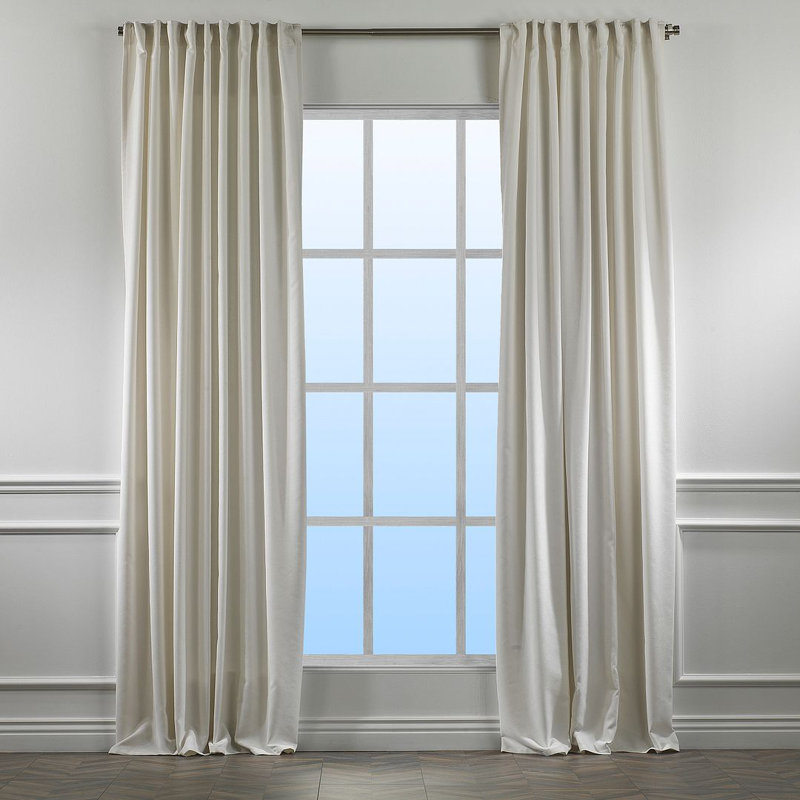 Panneau simple décoratif occultant très long et très large doublé, L 100 po x L 192 po, Blanc cassé