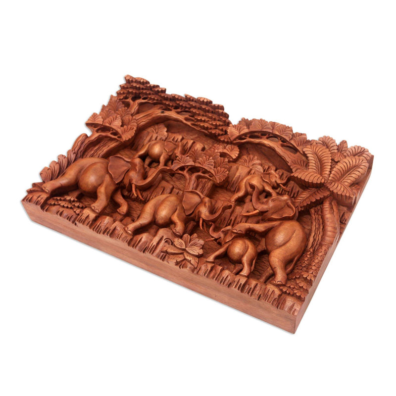Panneau de relief en bois pour éléphant Bungalow Rose Life