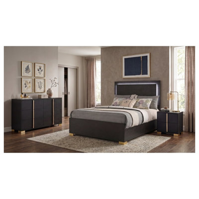 Ensemble de chambre à coucher complet Josephine 3 pièces avec tête de lit à DEL, commode et table de chevet en bois d'ingénierie noir
