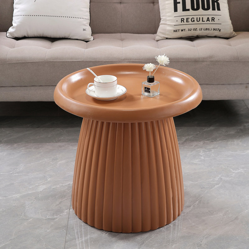 Table d'appoint ronde à base cannelée légère en oxyde de magnésium et diamètre de 19,69 po, Café clair