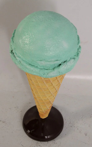 Caida Ice Cream Statue