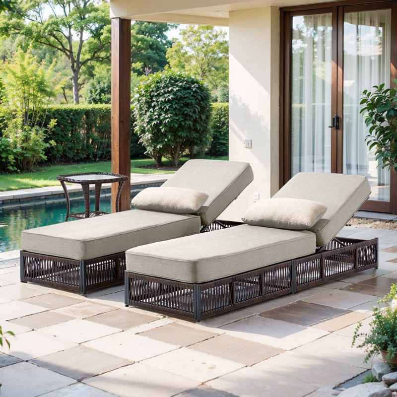 Ensemble 3 pièces de chaises longues d'extérieur Hayossy avec table d'appoint, fauteuils inclinables en osier de patio avec coussins épais