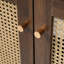 Meuble-lavabo de 30 pouces avec portes en bambou tissé à la main, armoire en panneau de fibres à densité moyenne et conception à fermeture en douceur