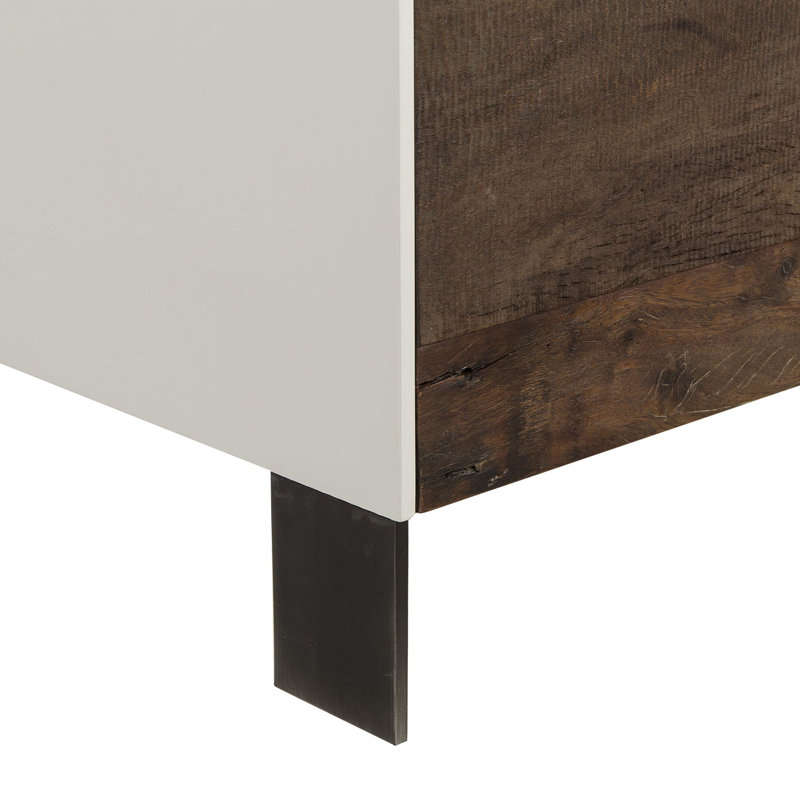 Thomas Bina 4 - Drawer Dresser