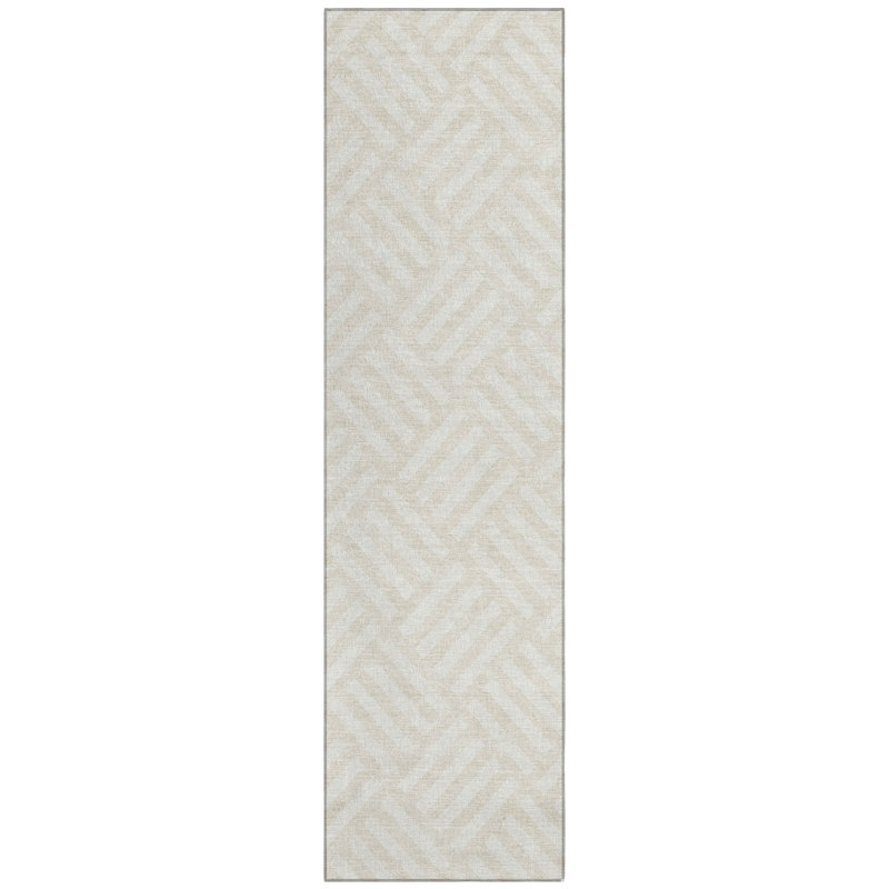 Loreen Geometric Indoor / Outdoor Rug, Runner 2'3" x 7'6"