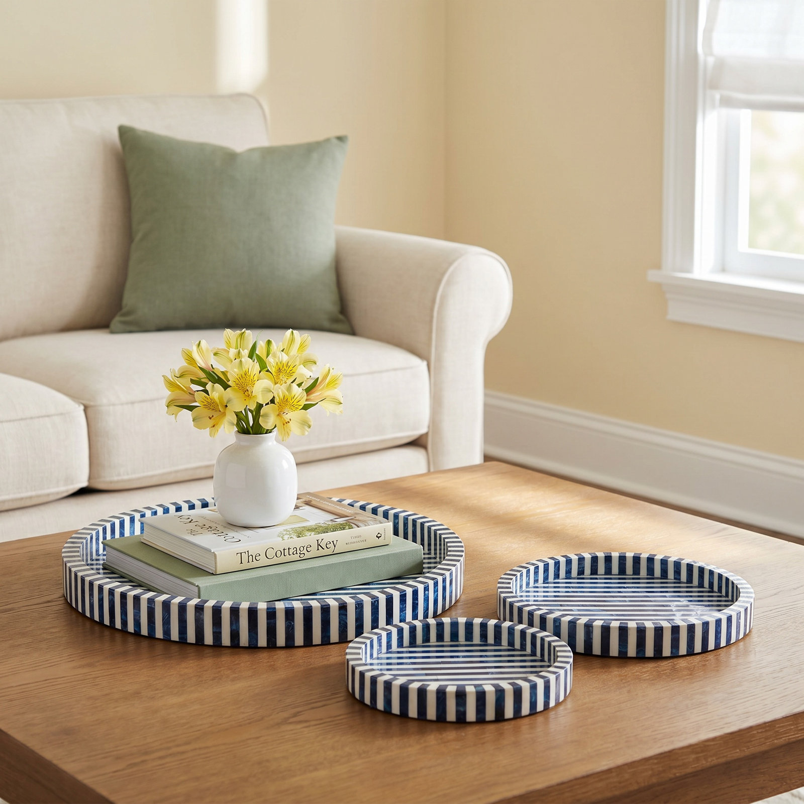Vivie Decorative Tray