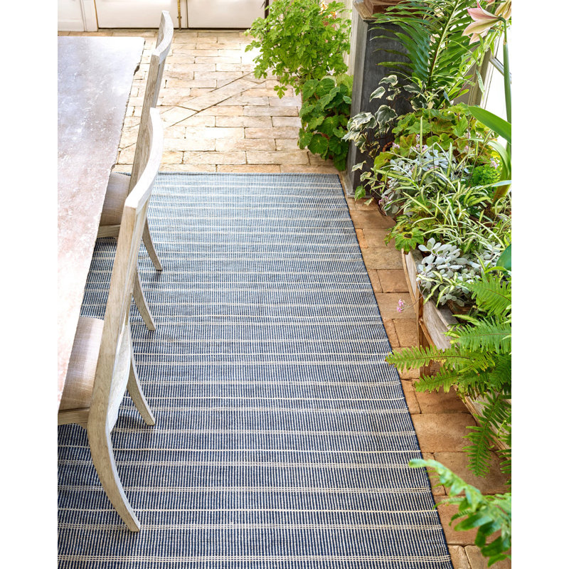 Samson Navy Handwoven Indoor/Outdoor Rug, Rectangle 2' x 3'