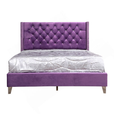 Charmant lit double mauve transitionnel