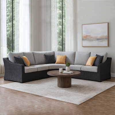 Beachcroft 3-Piece Outdoor Sectional
