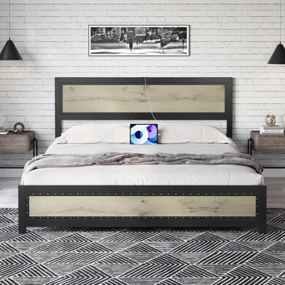 Très grand lit plateforme très grand avec tête de lit et station de charge USB, rivets en métal et en bois, aucun sommier requis, assemblage facile, gris