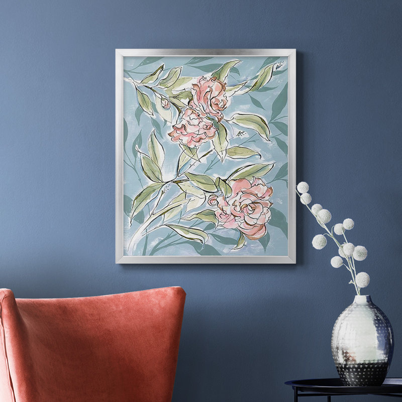 «Faded Camellias I», toile encadrée de qualité supérieure - prête à être accrochée, Argent, H 24 po x l 20 po