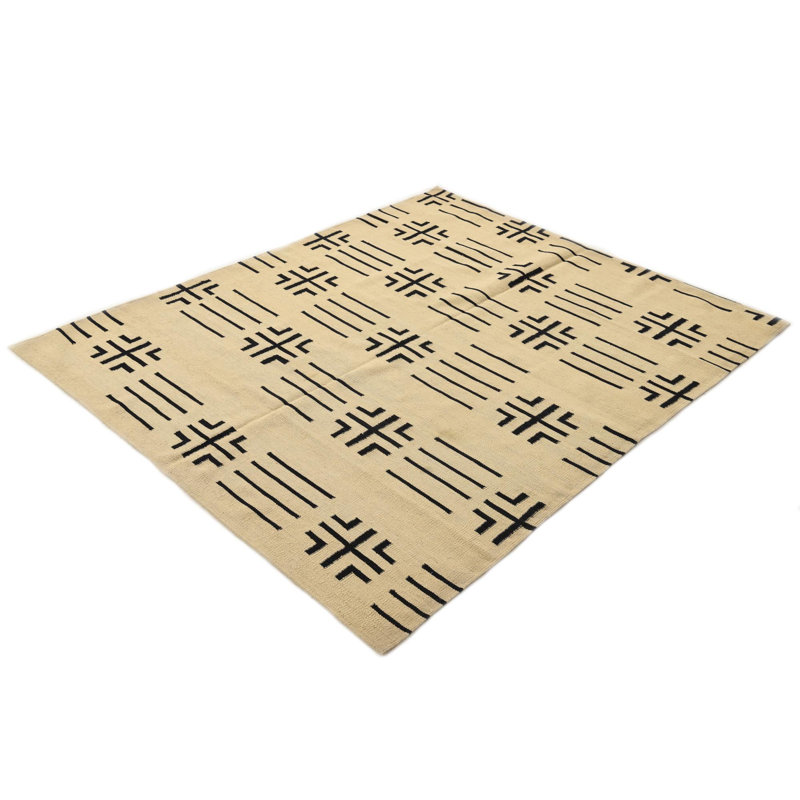 Tapis noir et blanc 5 Pinkerton