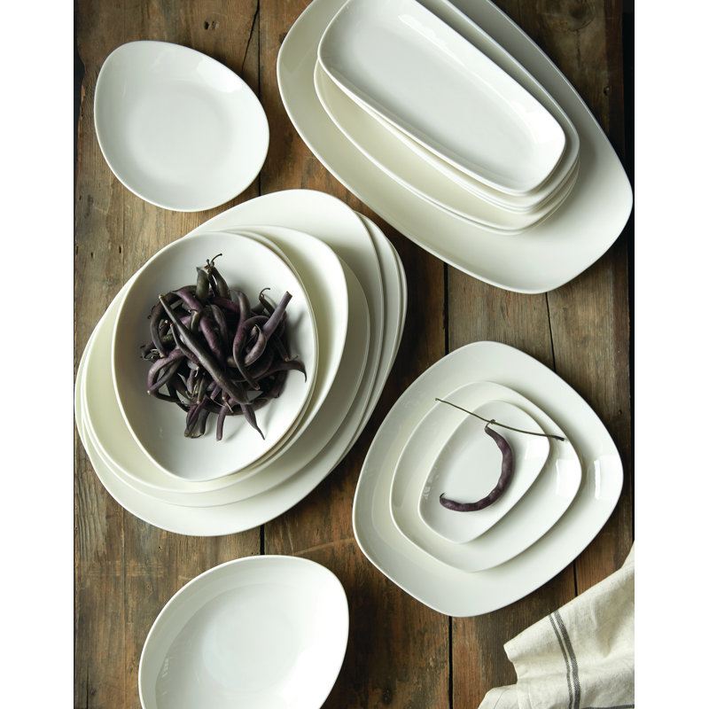 White Round Porcelain 9.8" Dinner Plates, Set of 24