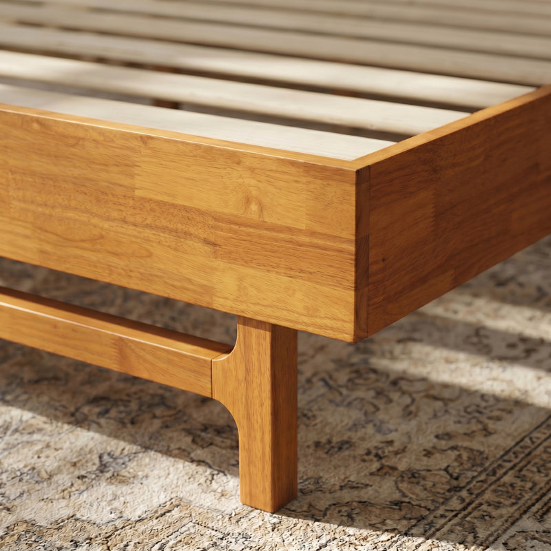 Queen Premium Solid Wood Platform Bed Frame, Caramel Finish with Sculpted Spearhead Headboard – Mid-Century Modern Style, 800lbs Capacity, All Mattress Support, No Box Spring Needed