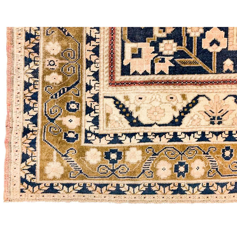 Tapis tribal unique en son genre