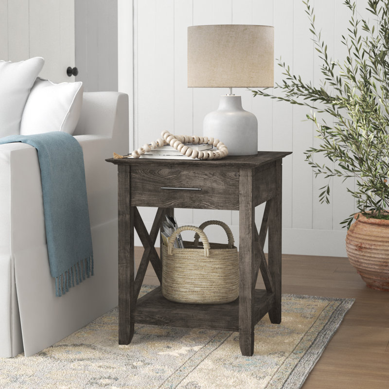 Table de bout avec rangement Huckins, Hickory gris foncé