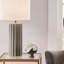 Lampe de table en céramique nervurée