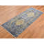 Tapis de couloir gris en laine et en soie noué à la main 3 pi x 8 pi F5974E819EB544D89CA8C419DB608B20