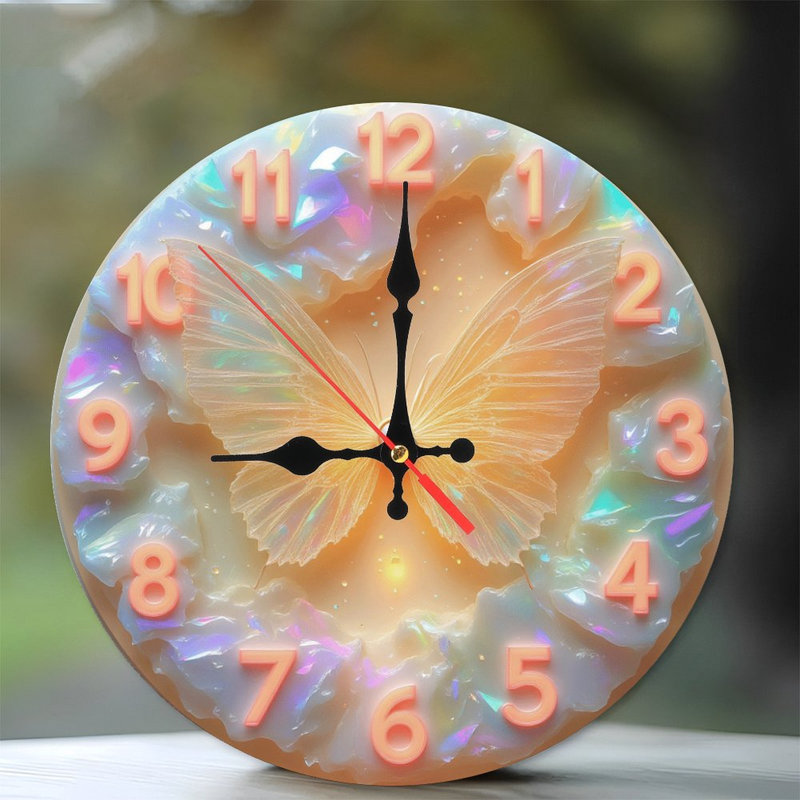 Horloge papillon irisée