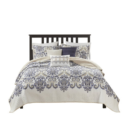 Reversible Quilt With Pillows, Navy/Tan Full/Queen. Updated Paisley Quilt, 100% Microfiber. Beige Reverse. 1 2 Shams, 3 Decorative Pillows. Machine Washable , Navy/Tan, Pattern, All Over Quilting.