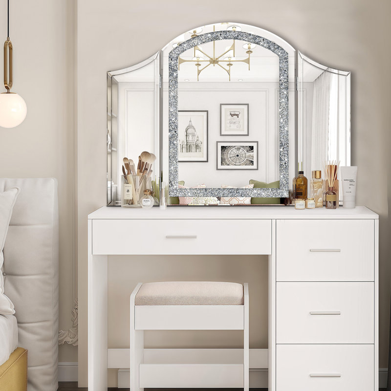 Miroir moderne à trois volets avec incrustation de diamant concassé, miroir de meuble-lavabo argenté 32 x 24 po pour chambre à coucher, salle de bain, miroirs glamour pour manteau de cheminée de hall d'entrée mural