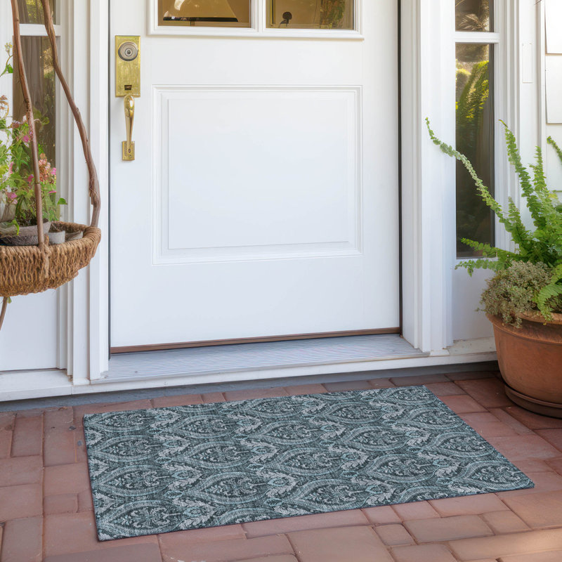 Tapis rectangulaire intérieur / extérieur 1 pi 8 po x 2 pi 6 po avec envers antidérapant Cresley