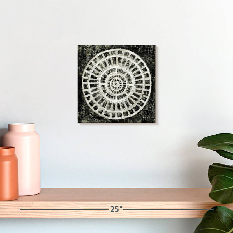 Avery Black Textured Medallion, 10" H x 10" W