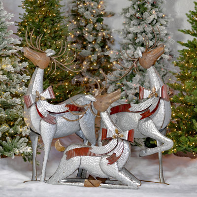 Christmas Deer Figurines & Collectibles