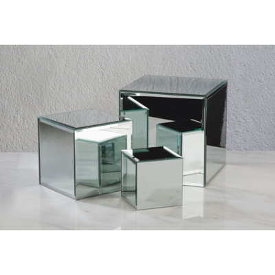 3 Piece Angely Glass Mirror Pedestals