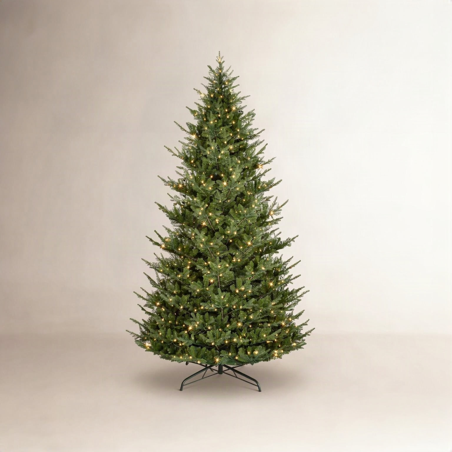 Pre-Lit Christmas Tree, 12'