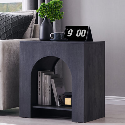  Table de bout arquée avec station de charge de type C, panneau latéral de chambre à coucher moderne de 22 po avec tablette ouverte